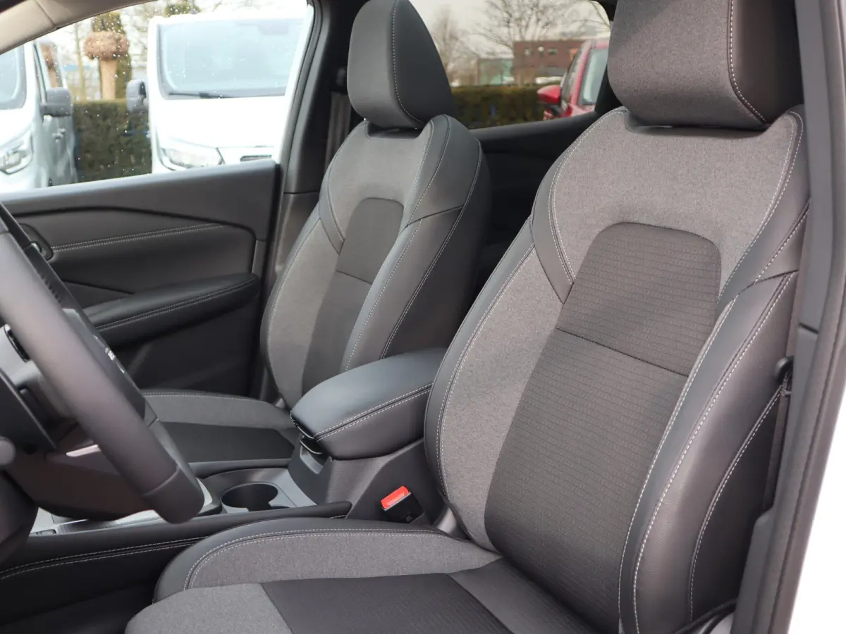 1.3 MHEV Xtronic N-Connecta | Panorama dak | Stoel en stuurverwarming |