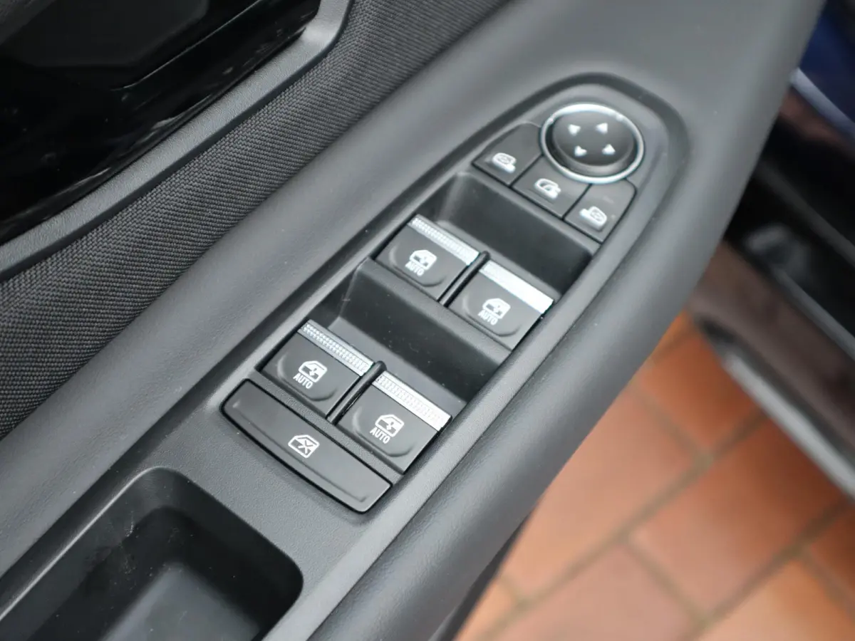 ADVANCE 52 kWh | Stoel- & Stuurverw. |