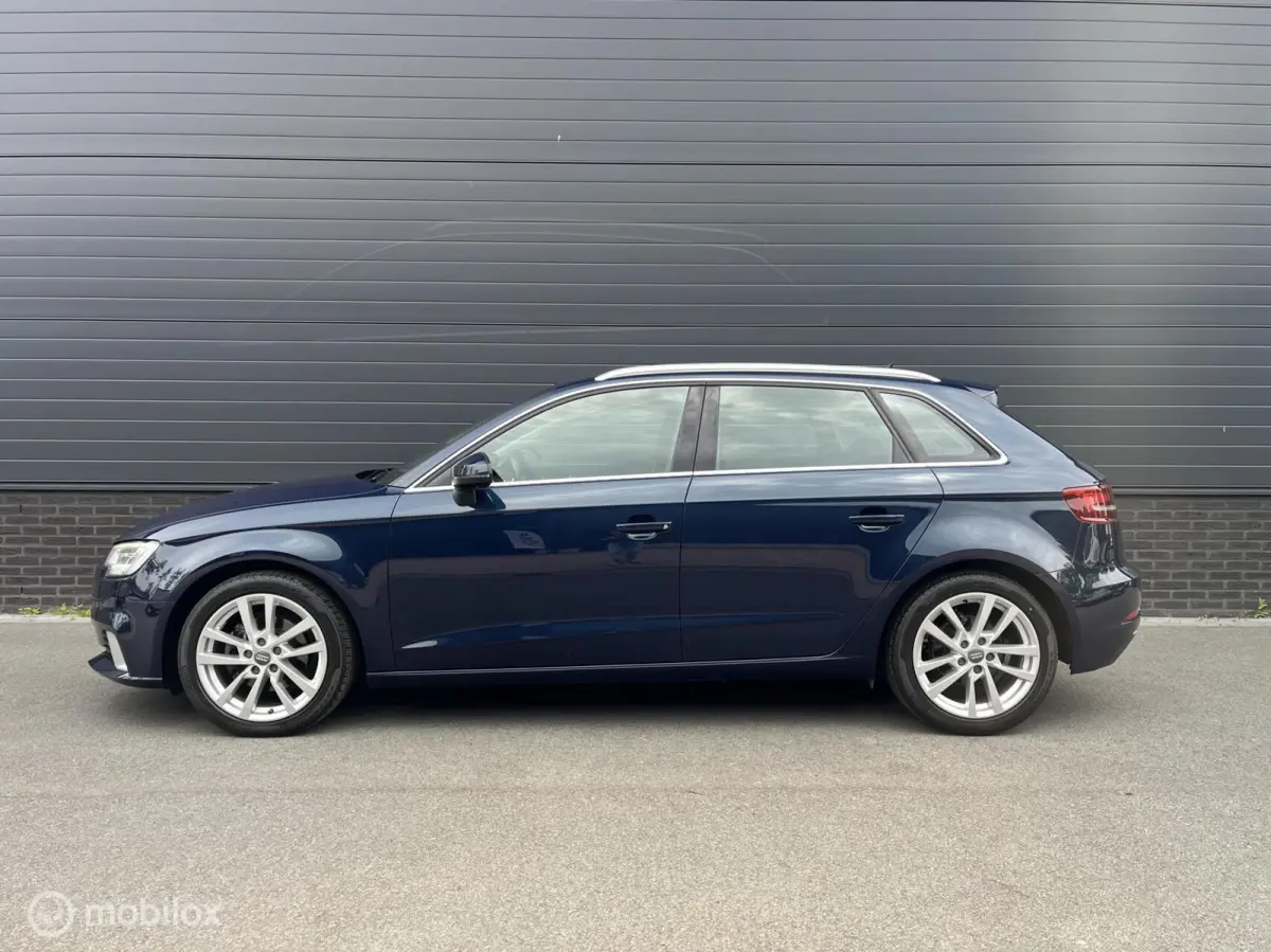 1.0 TFSI Sport CLIMA*NAV*PDC*STOELVERW*ENZ