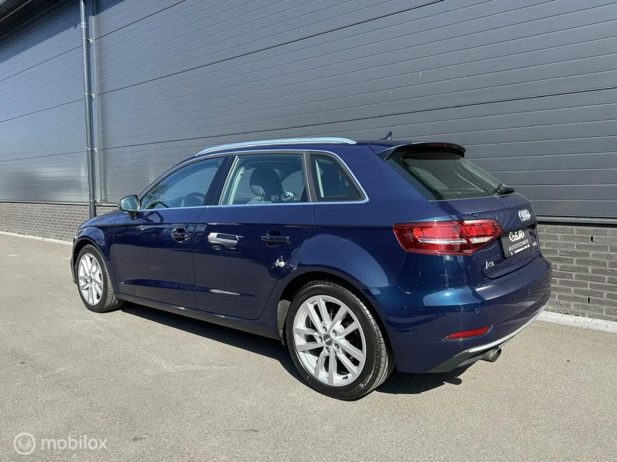 1.0 TFSI Sport CLIMA*NAV*PDC*STOELVERW*ENZ