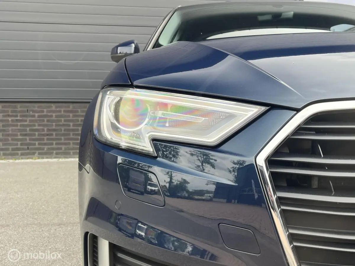 1.0 TFSI Sport CLIMA*NAV*PDC*STOELVERW*ENZ