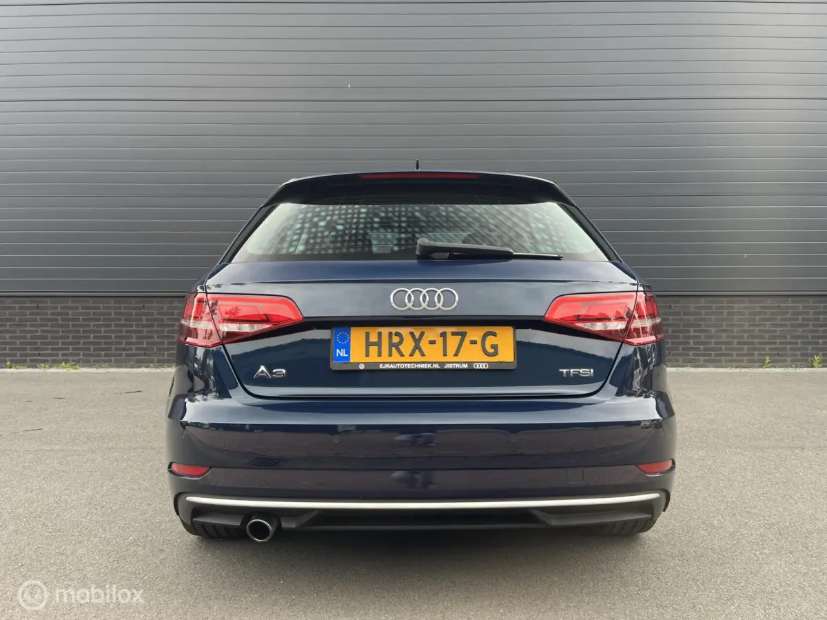 1.0 TFSI Sport CLIMA*NAV*PDC*STOELVERW*ENZ