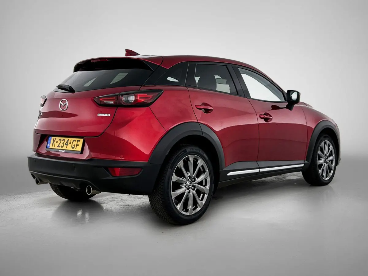 2.0 SkyActiv-G 121 Signature | Automaat | Apple Carplay/Android Auto | Achteruitrijcamera | Stoelverwarming | Stuurverwarming | Parkeersensoren | Head-up Display |