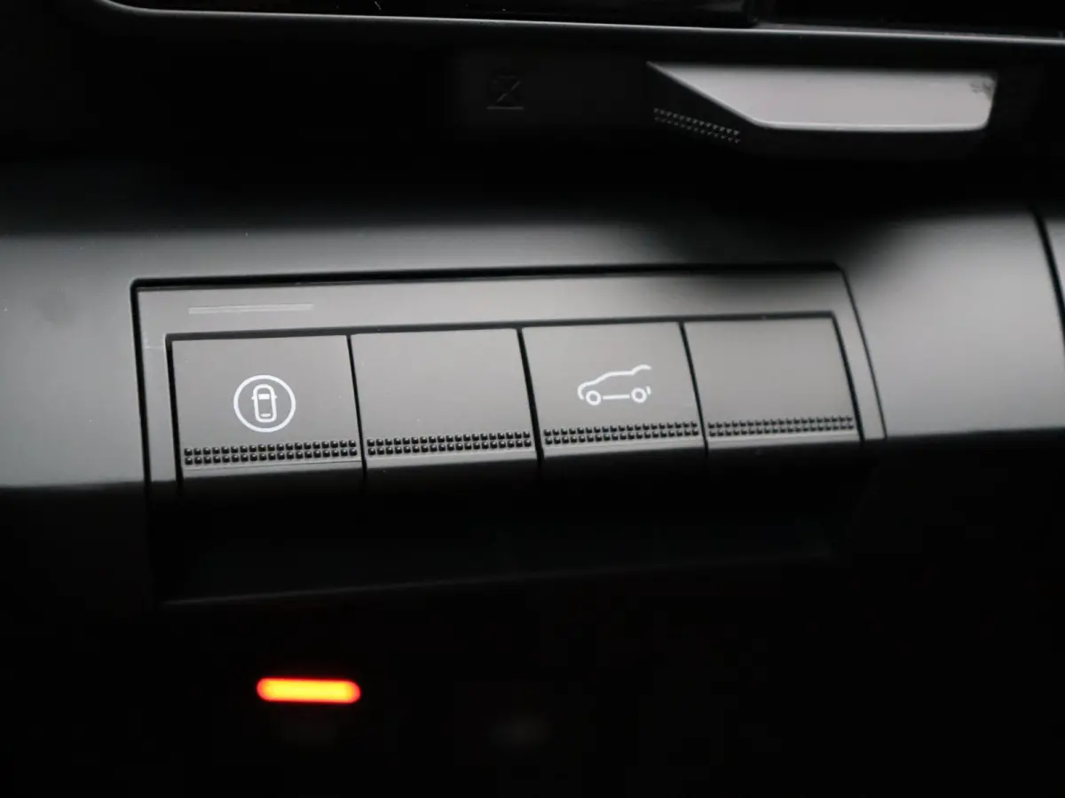 EV87 long range esprit Alpine | Vijf jaar garantie | Active driver assist | 360 graden camera | Blind spot |