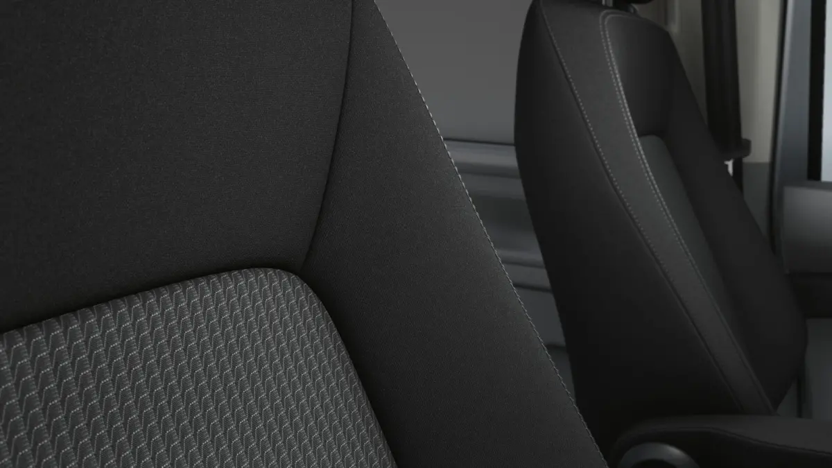e-Transporter 32 L2H1 286pk 71 kWh | Navigatie | 17" Velgen
