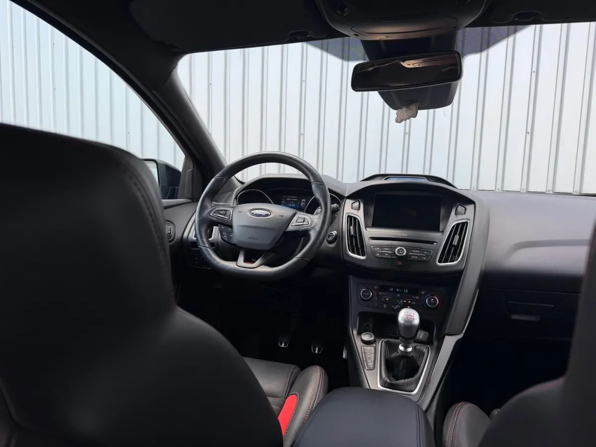 2.0 ST - Shadow Black Metallic - Recaro//2xLed/Winterpakket