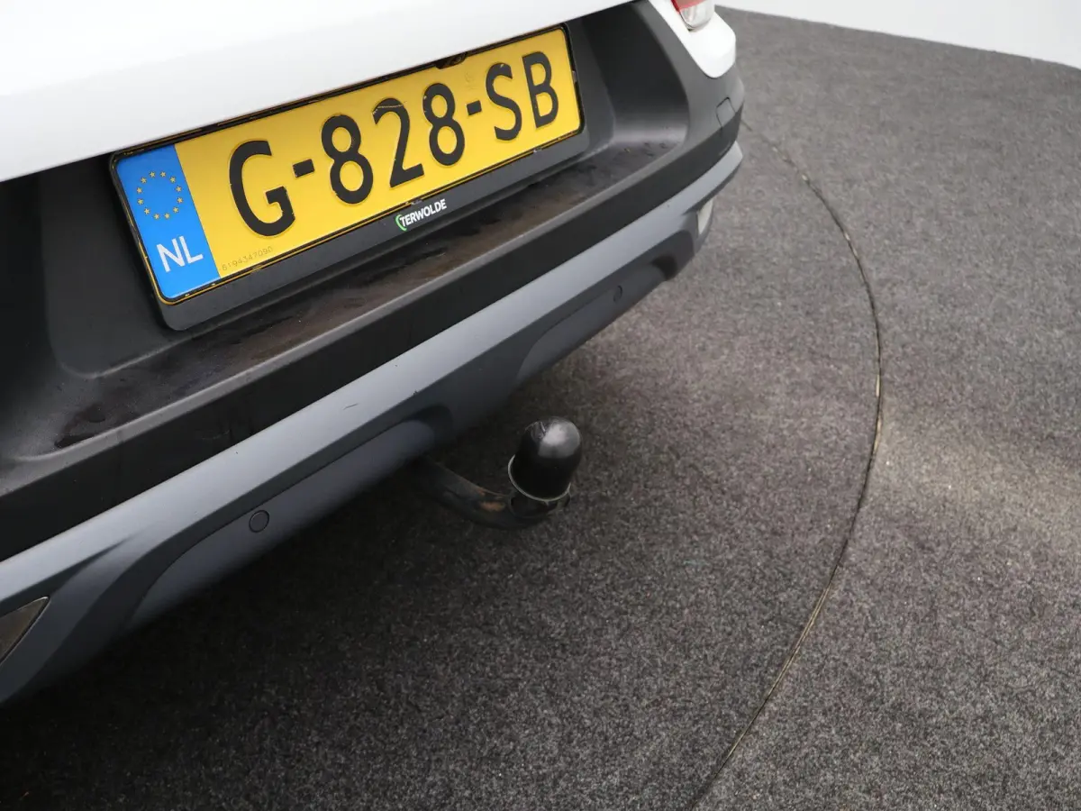 TCe 140 GPF Intens | Trekhaak | Lederen Bekl. | Stoelverw. |