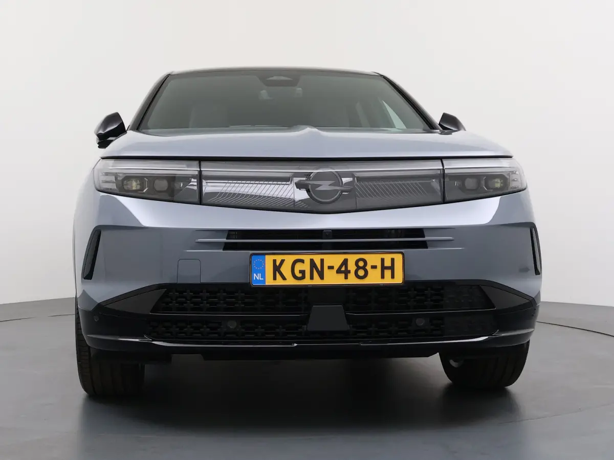 1.6 Turbo Plug-in-Hybrid Ultimate 195PK | Nieuwe auto! | Achteruitrij assistent | Achteruitrijcamera | Actieve noodgeval assistent