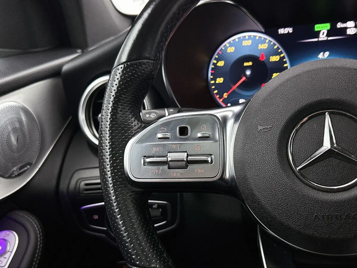 4MATIC Business Solution AMG | Automaat | Apple Carplay/Android Auto | Achteruitrijcamera | Parkeersensoren | Panoramadak | Trekhaak | Burmester |