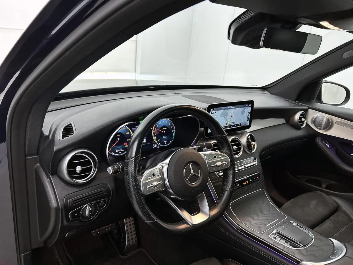 4MATIC Business Solution AMG | Automaat | Apple Carplay/Android Auto | Achteruitrijcamera | Parkeersensoren | Panoramadak | Trekhaak | Burmester |