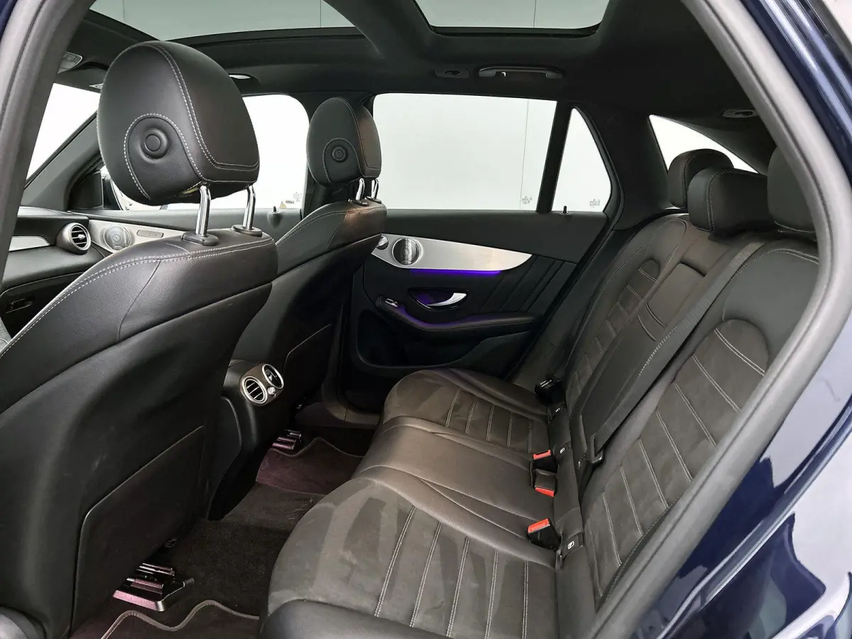 4MATIC Business Solution AMG | Automaat | Apple Carplay/Android Auto | Achteruitrijcamera | Parkeersensoren | Panoramadak | Trekhaak | Burmester |
