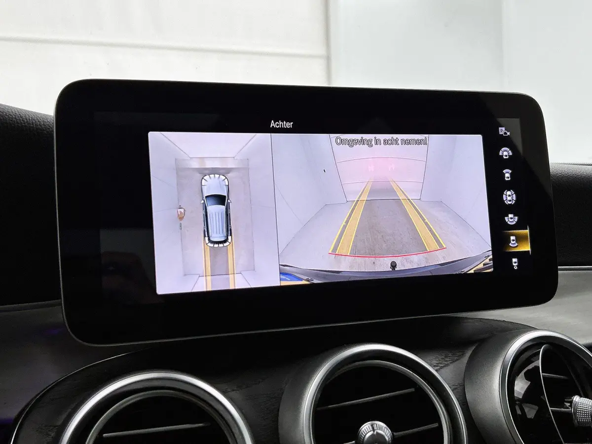 4MATIC Business Solution AMG | Automaat | Apple Carplay/Android Auto | Achteruitrijcamera | Parkeersensoren | Panoramadak | Trekhaak | Burmester |