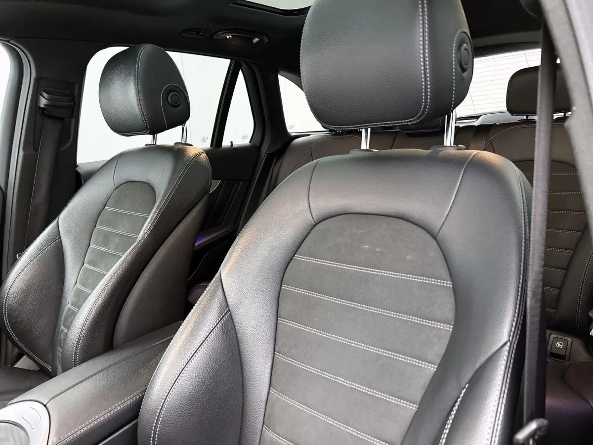 4MATIC Business Solution AMG | Automaat | Apple Carplay/Android Auto | Achteruitrijcamera | Parkeersensoren | Panoramadak | Trekhaak | Burmester |