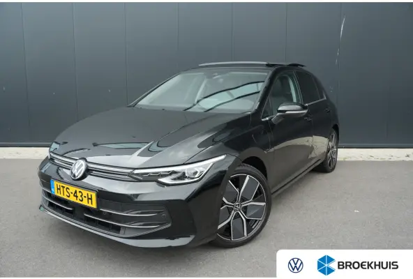 1.5 eHybrid Style Edition | Panoramadak | Camera | Elektrische stoel | Dodehoek Detectie |