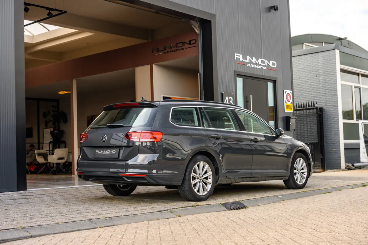 1.5 TSI Business Plus Pro | Acc | Lane Assist | Camera | Navi | Virtual Cockpit | Carplay |