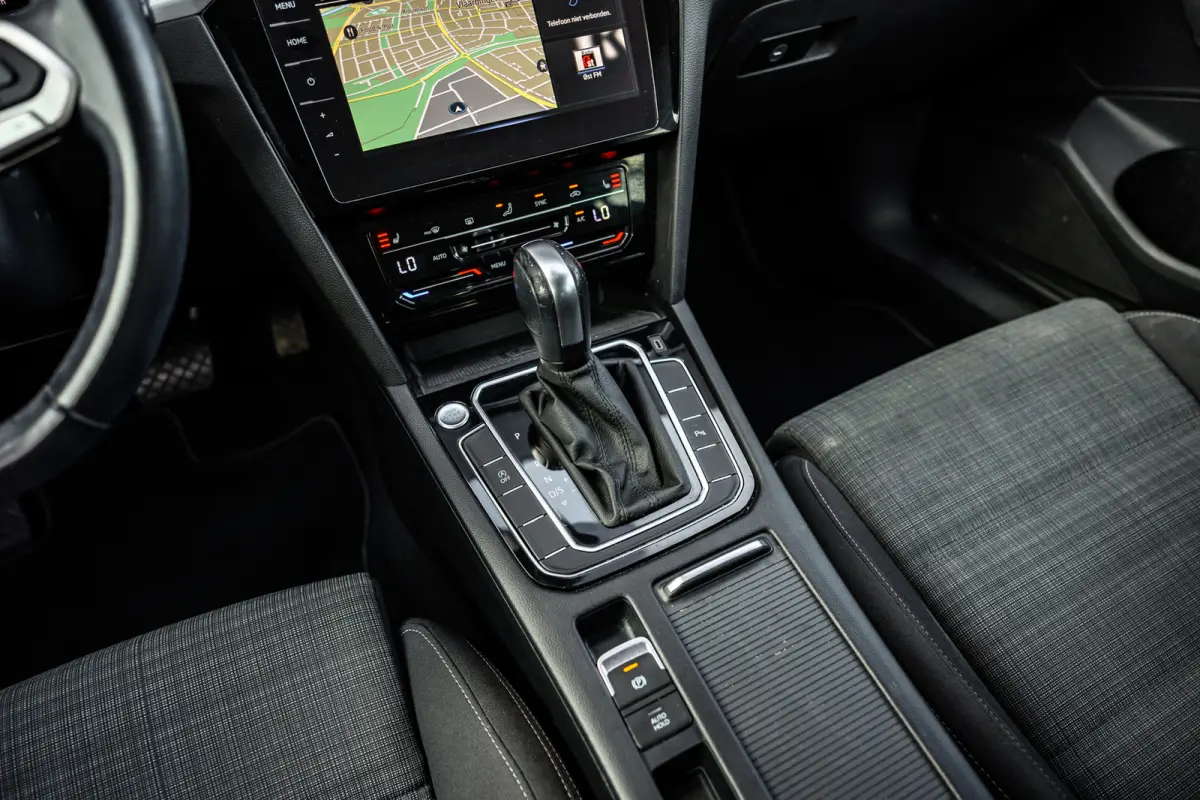 1.5 TSI Business Plus Pro | Acc | Lane Assist | Camera | Navi | Virtual Cockpit | Carplay |