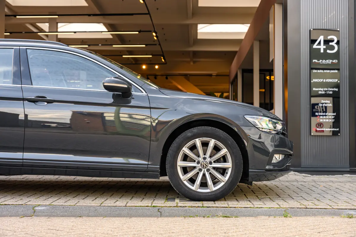 1.5 TSI Business Plus Pro | Acc | Lane Assist | Camera | Navi | Virtual Cockpit | Carplay |