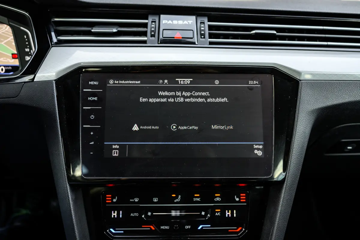 1.5 TSI Business Plus Pro | Acc | Lane Assist | Camera | Navi | Virtual Cockpit | Carplay |