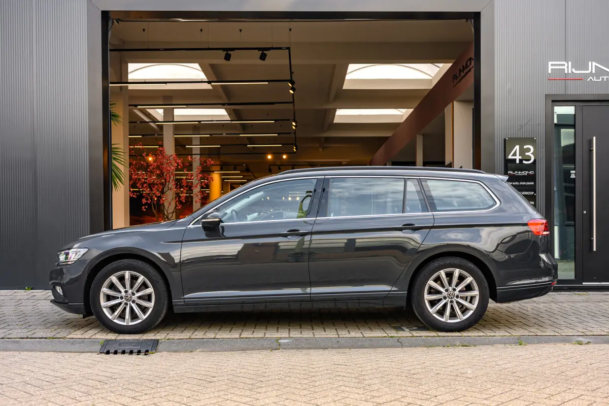 1.5 TSI Business Plus Pro | Acc | Lane Assist | Camera | Navi | Virtual Cockpit | Carplay |