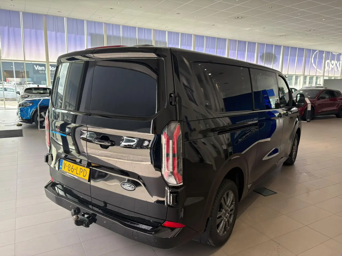 320 L2H1 Limited 65 kWh CAMERA | APPLE CARPLAY | STOEL - STUUR - VOORRUIT VERWARMING | TREKHAAK | CRUISE CONTROL