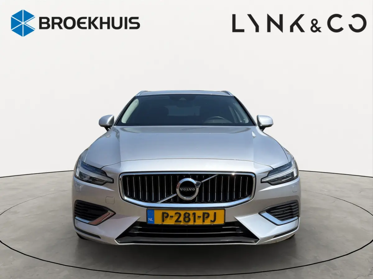 2.0 T6 Recharge AWD Business Pro | SoH 97,35% | Stuurwiel en stoelen verwarmd | Achteruitrijcamera |