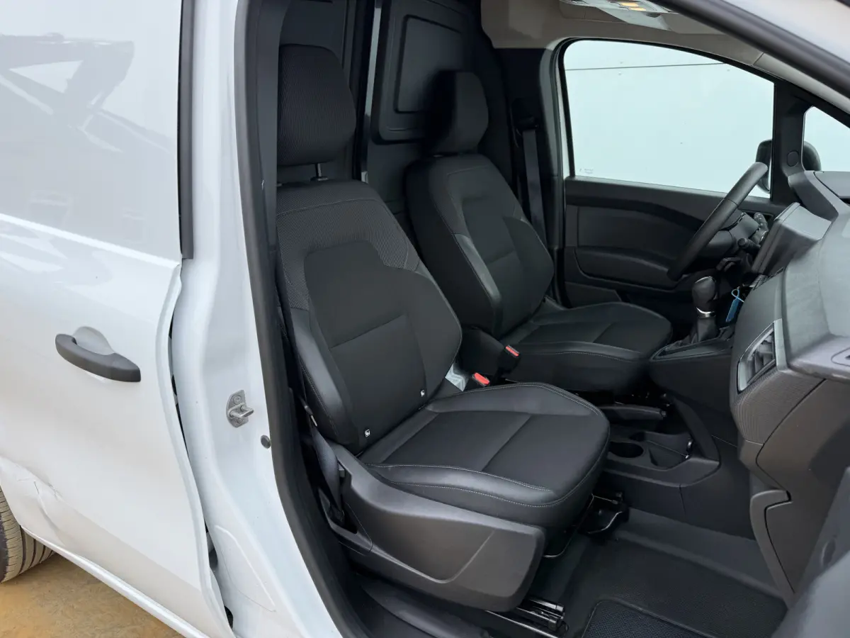 EV 45kWh L1 260KM WLTP LED Climate Control Cruise Control Laadkabel Parkeersensoren Citan Kangoo