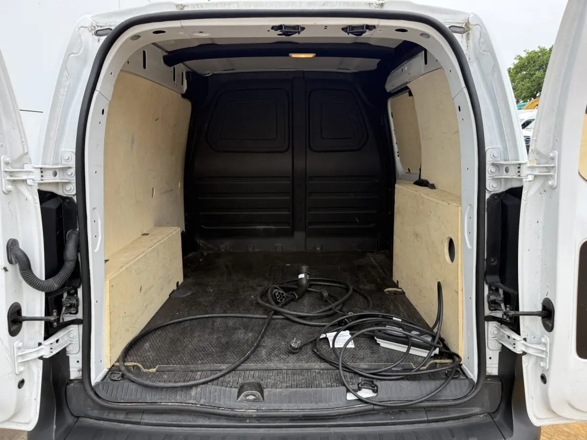 EV 45kWh L1 260KM WLTP LED Climate Control Cruise Control Laadkabel Parkeersensoren Citan Kangoo