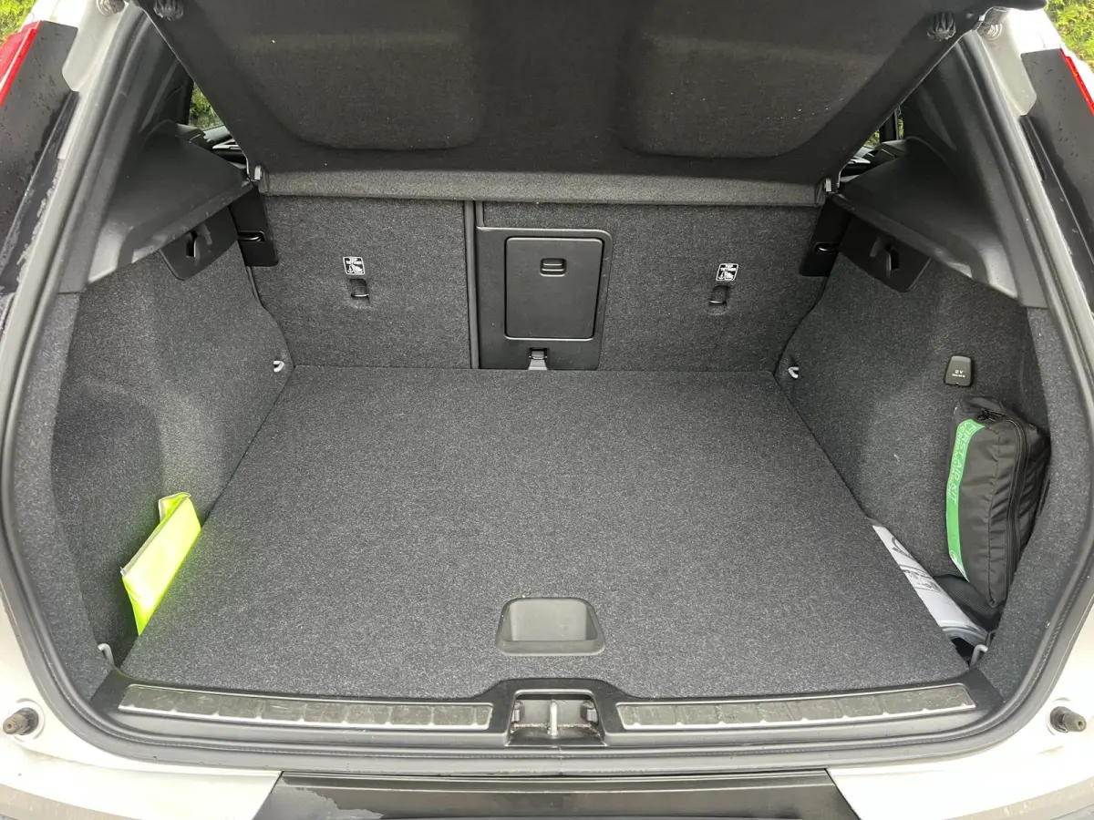 T4 Plug-in Hybrid Plus Bright Aut.