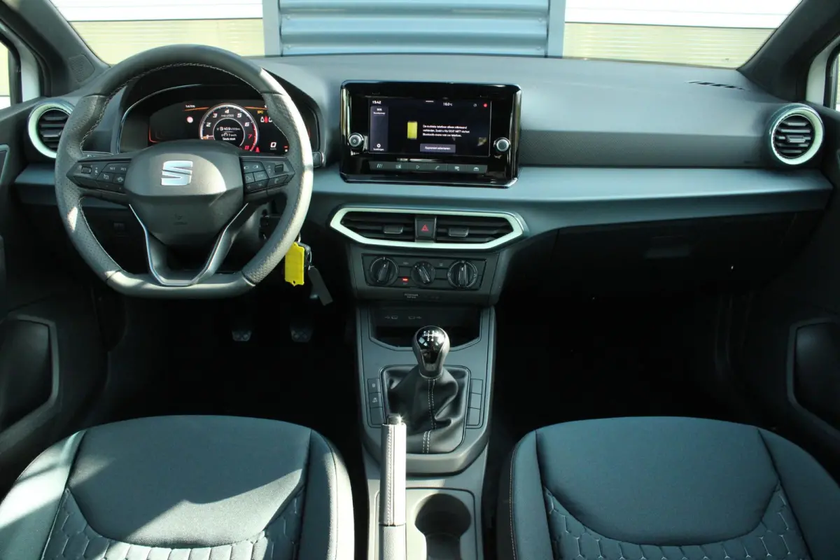 1.0 EcoTSI 95pk Style | Apple Carplay/Android Auto | 16" Velgen