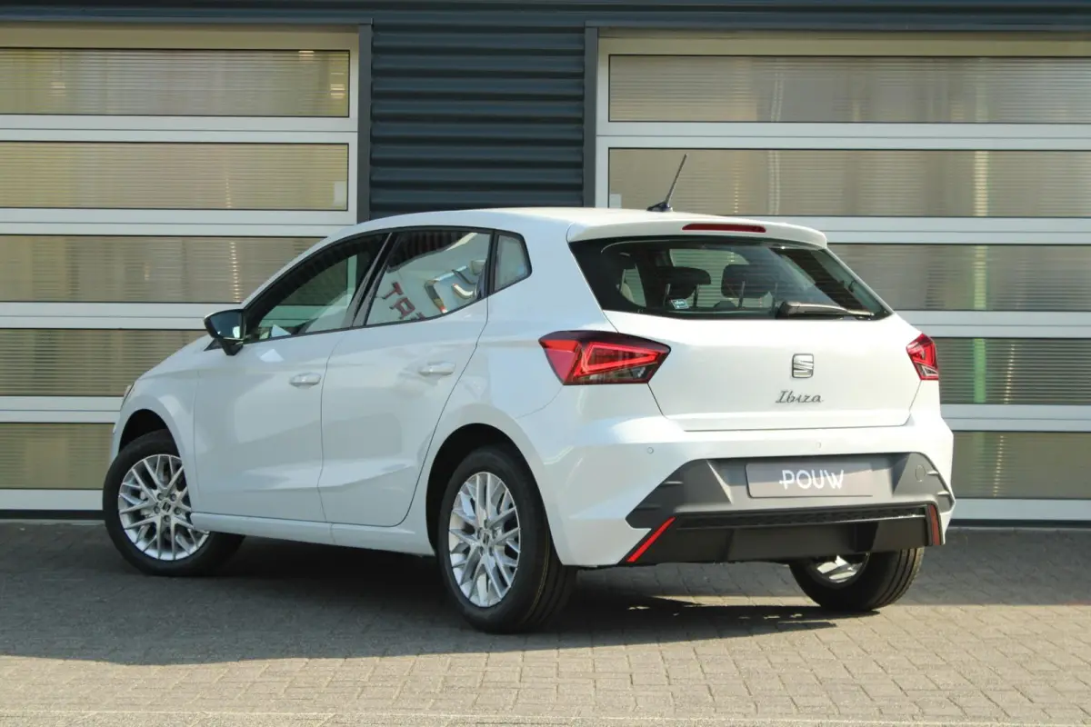 1.0 EcoTSI 95pk Style | Apple Carplay/Android Auto | 16" Velgen