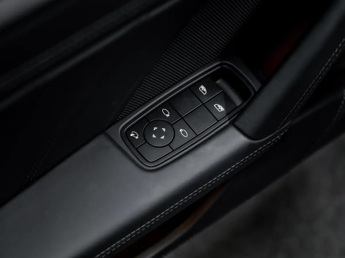 3.6 Turbo S 4p. | PTS | Sport-Design | Lift | Burmester | InnoDrive |