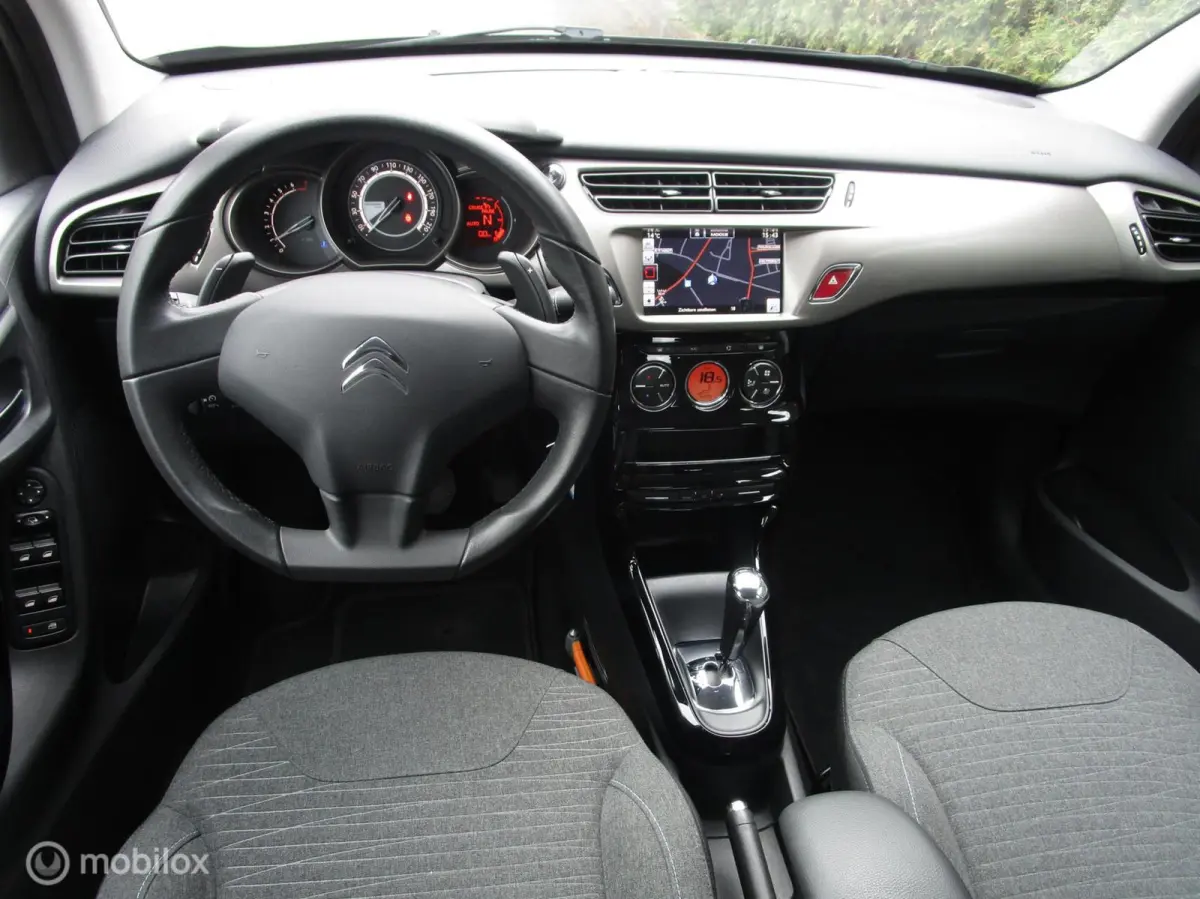 1.2 Exclusive AUTOMAAT - Navigatie - LMV