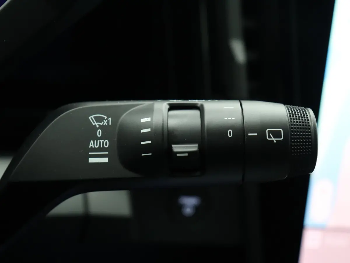 EV87 long range techno | Vijf jaar garantie | Active driver assist | Harman Kardon | Panoramisch dak |