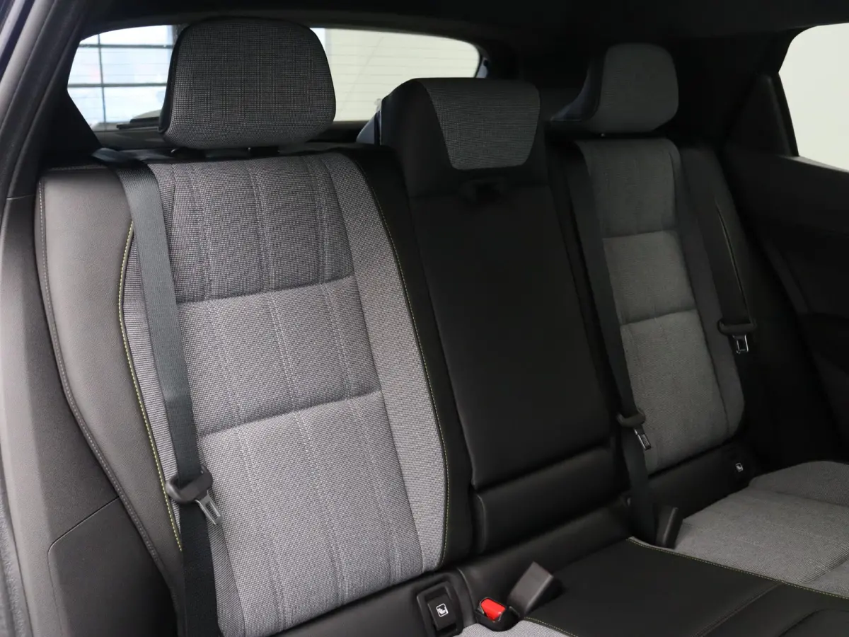 EV87 long range techno | Vijf jaar garantie | Active driver assist | Harman Kardon | Panoramisch dak |