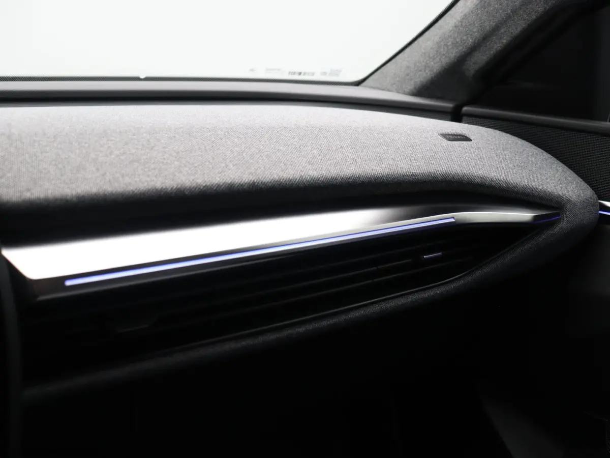 EV87 long range techno | Vijf jaar garantie | Active driver assist | Harman Kardon | Panoramisch dak |