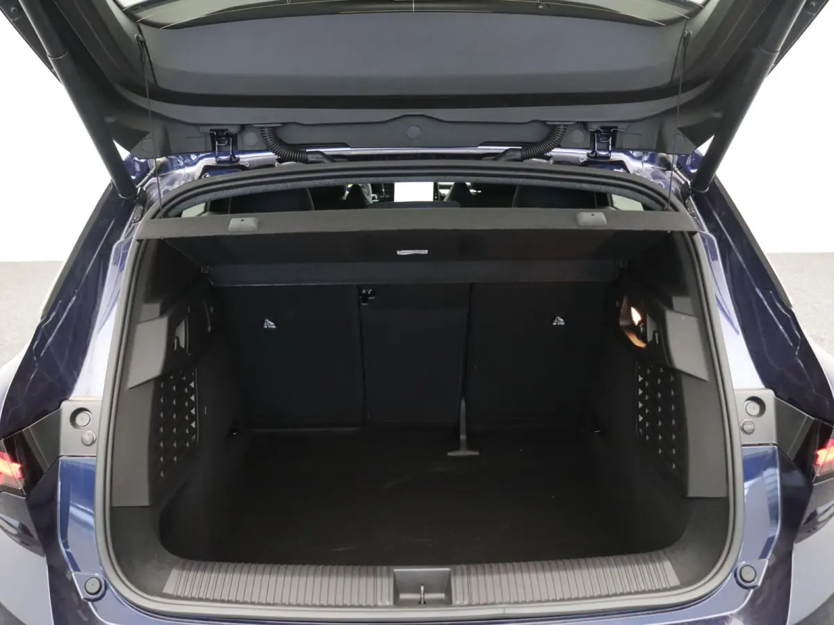 EV87 long range techno | Vijf jaar garantie | Active driver assist | Harman Kardon | Panoramisch dak |