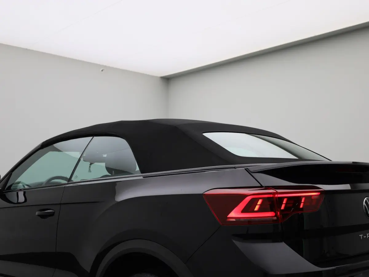 1.5 TSI R-Line 150 PK| Dealeronderhouden | Leder Interieur | Trekhaak | Navigatie Pro | Stoelverwarming | Achteruitrijcamera | Climatronic | LED Matrix