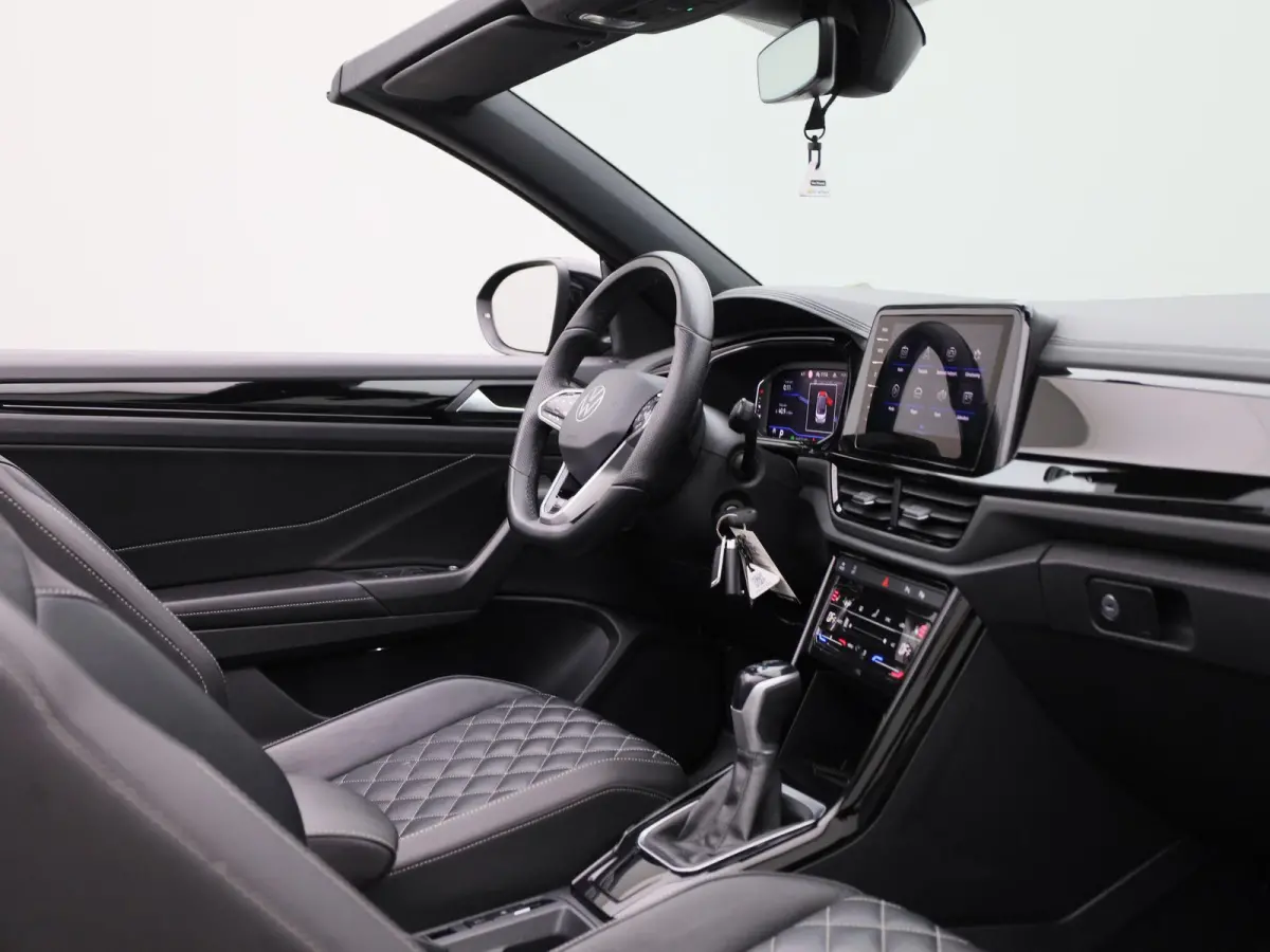 1.5 TSI R-Line 150 PK| Dealeronderhouden | Leder Interieur | Trekhaak | Navigatie Pro | Stoelverwarming | Achteruitrijcamera | Climatronic | LED Matrix