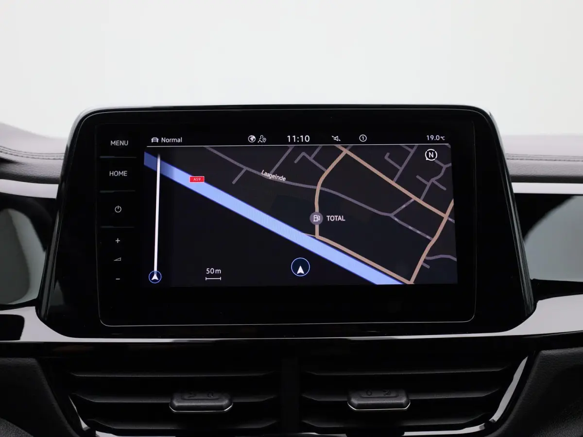 1.5 TSI R-Line 150 PK| Dealeronderhouden | Leder Interieur | Trekhaak | Navigatie Pro | Stoelverwarming | Achteruitrijcamera | Climatronic | LED Matrix