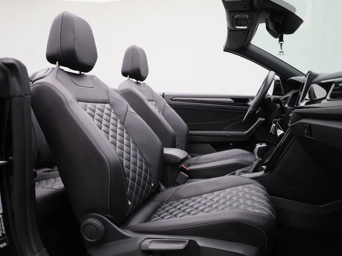 1.5 TSI R-Line 150 PK| Dealeronderhouden | Leder Interieur | Trekhaak | Navigatie Pro | Stoelverwarming | Achteruitrijcamera | Climatronic | LED Matrix