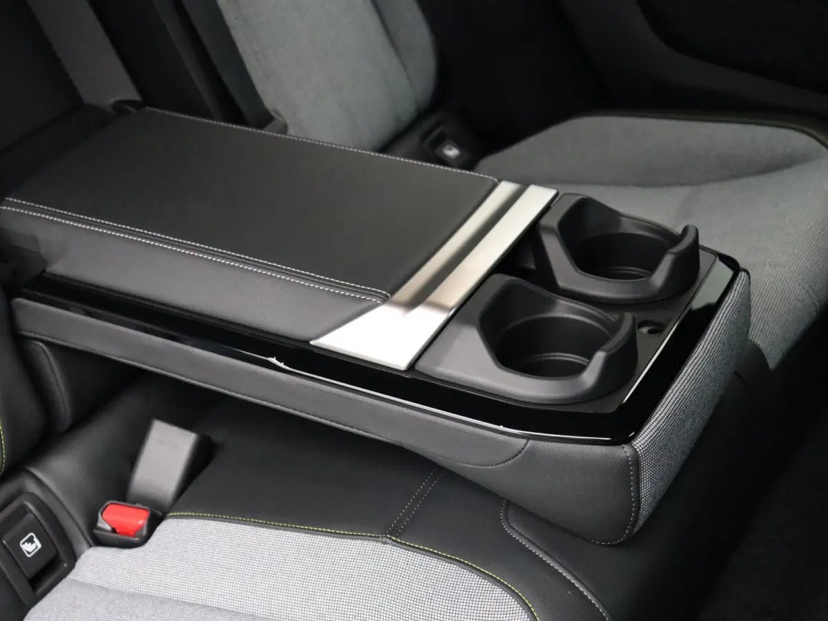 EV87 long range techno | Vijf jaar garantie | Active driver assist | 360 graden camera |