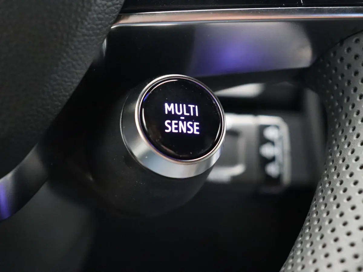EV87 long range techno | Vijf jaar garantie | Active driver assist | 360 graden camera |