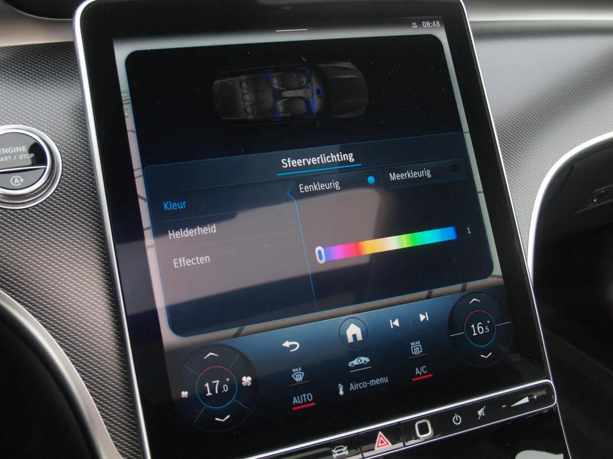 200 Launch Edition Luxury Line | Panoramadak | Burmester Audio | Camera | Sfeerverlichting | Apple Carplay |