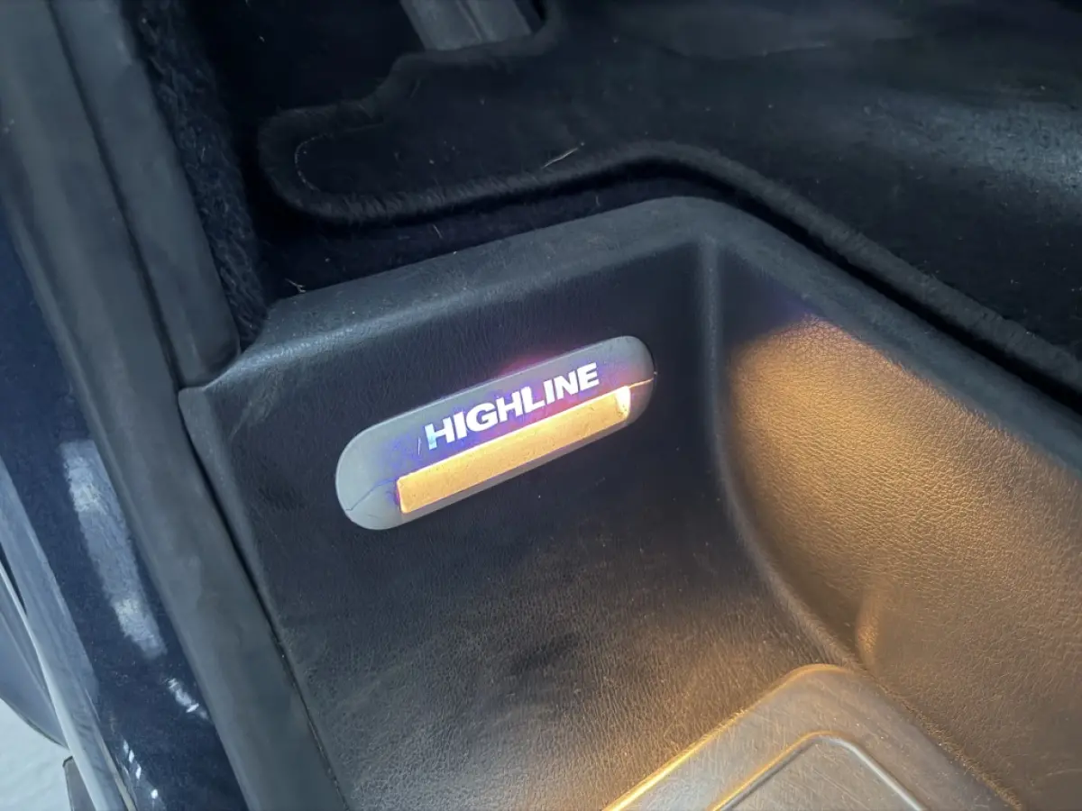 2.0 TDI T6 Caravelle Highline lang Dsg Acc Navi Carplay