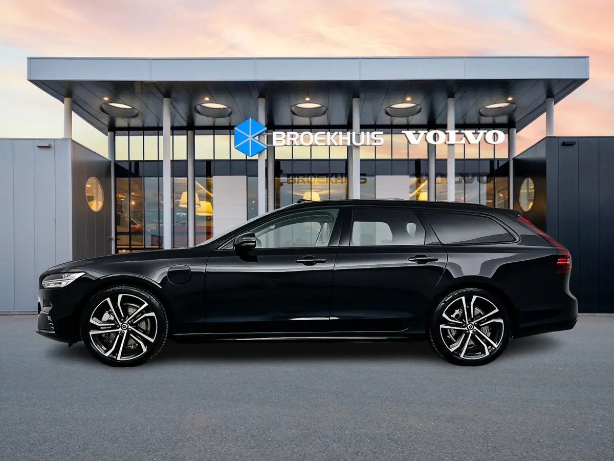T8 Recharge Ultra Dark | 20" | Luchtvering | Geventileerd Nappa | Stoelmassage | Bowers & Wilkins | Trekhaak | 360 Camera | Gelamineerd & Getint Glas | Head-Up | Panoramadak | Lederen interi
