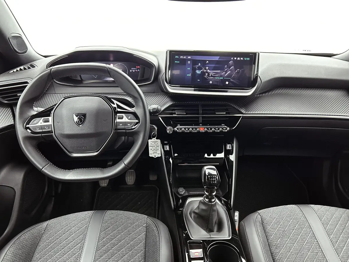 1.2 100pk Allure | Navigatie | Climate Control | Cruise Control | Camera | 17"LMV | LED | Apple Carplay/Android Auto |