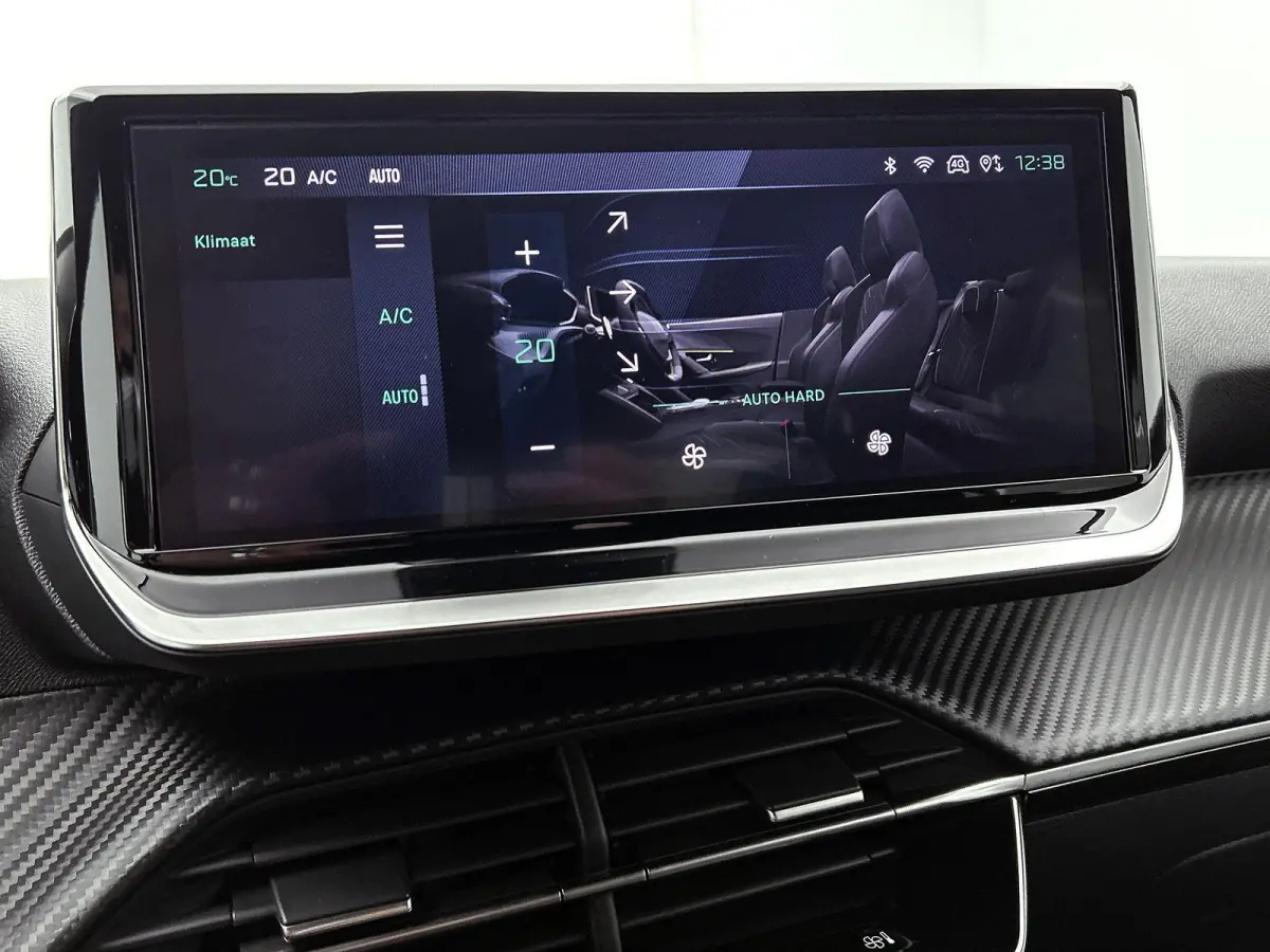 1.2 100pk Allure | Navigatie | Climate Control | Cruise Control | Camera | 17"LMV | LED | Apple Carplay/Android Auto |