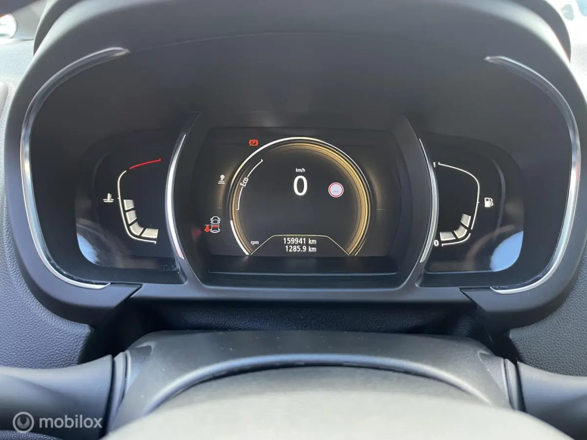 1.2 TCe Zen NAVI*CLIMA*TREKHAAK*CRUISE*PDC*