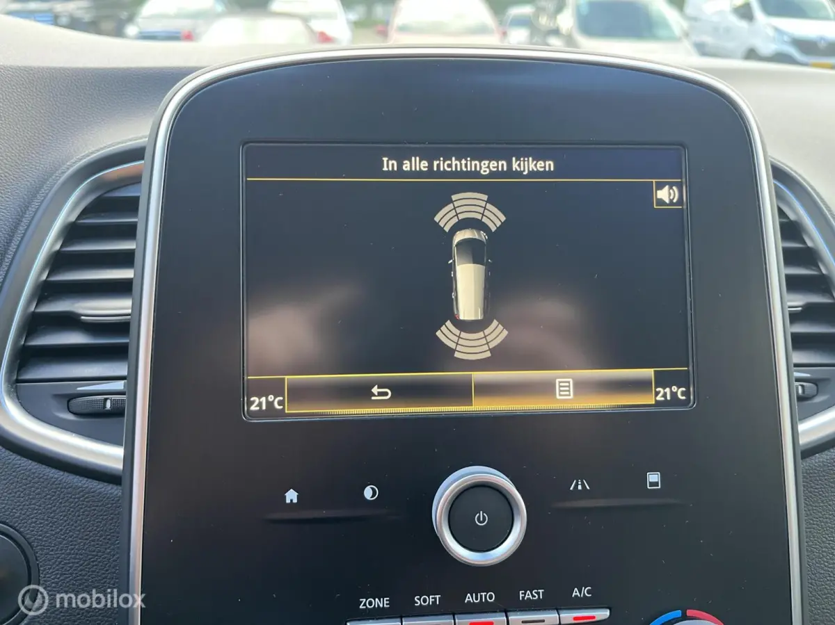 1.2 TCe Zen NAVI*CLIMA*TREKHAAK*CRUISE*PDC*