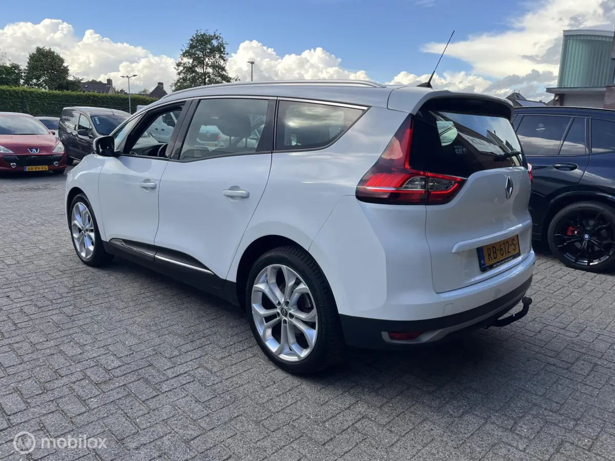 1.2 TCe Zen NAVI*CLIMA*TREKHAAK*CRUISE*PDC*